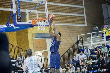 CRÓNICA  UNIÓN FINANCIERA BALONCESTO OVIEDO - LEVITEC HUESCA