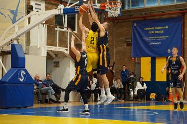 Crónica Real Canoe N.C. - Liberbank Oviedo Baloncesto