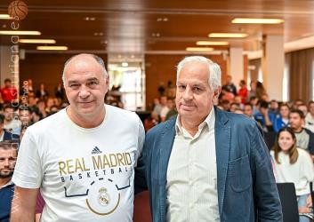 ÉXITO DEL CLÍNIC DE ENTRENADORES IMPARTIDO POR PABLO LASO