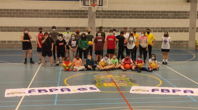 LAS ESCUELAS DEPORTIVAS FBPA DISFRUTARON DEL DÍA DEL BALONCESTO