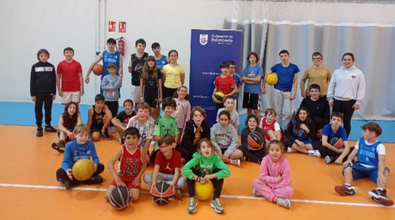 RUEDA EL BALÓN PARA NUESTRAS ESCUELAS DEPORTIVAS FBPA