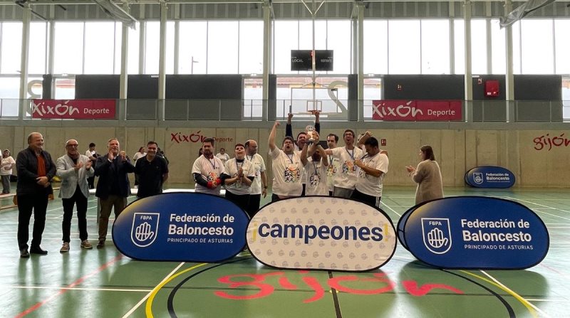BROCHE DE ORO A LA LIGA EQUAL