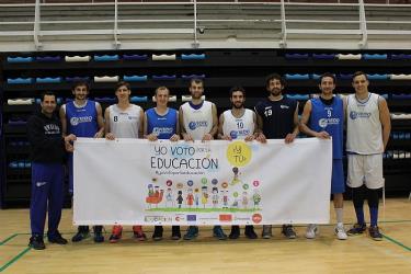 El Oviedo Baloncesto se suma a la Campaña Mundial por la Educación