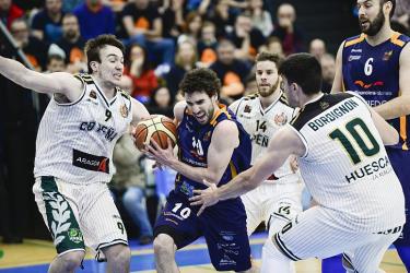Cronica segundo partido de playoff Union Financiera Baloncesto Oviedo - Peñas Huesca