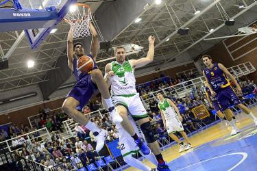 Cronica Unión Financiera Baloncesto Oviedo - Cáceres Patrimonio de la Humanidad